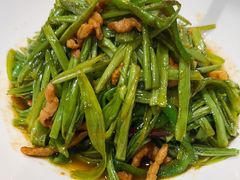 -黄泥岗·地道湖北菜(奥特莱斯店)