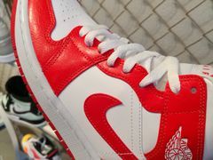 -NIKE KICKS LOUNGE体验店(北京新中关店)