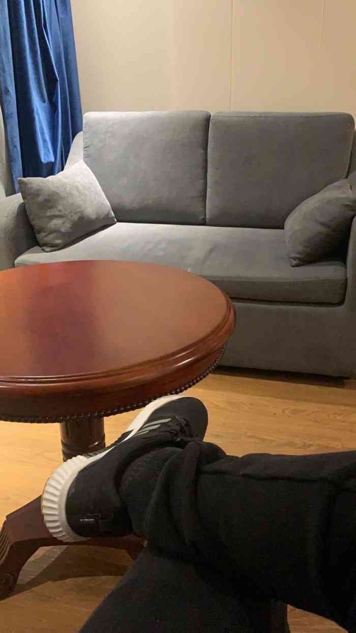 格盟酒店(重庆黔江武陵水岸交通西路店)-"交通比较方便,停车场小了一