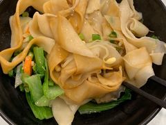 -秦香陕西食府(华贸天地店)