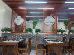 -回头客餐厅·家的味道农家菜·虹鳟鱼·铁锅炖(雁栖湖店)