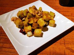 宫爆茄香虾球-老九巷川小馆(万松园店)