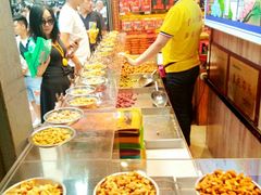 自助取餐区-陈昌银麻花(较场口夜市店)