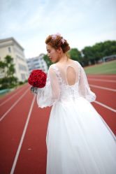 -艾米婚纱&婚礼策划