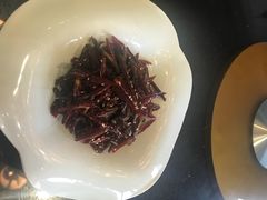 -铜锣湾·有麝自然香(渝北财富中心店)