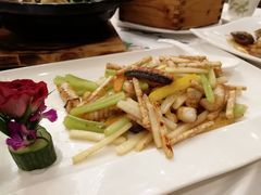 -名苑皇宫酒家(来魅力壁画村店)