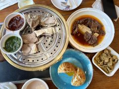 -蒙亨·阿木图赛(乌兰察布天恒广场店)
