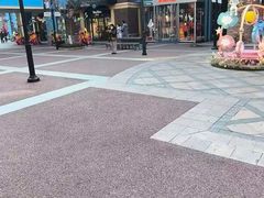 -王府井奥莱棋盘山小镇