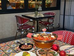 -BROWNSTONE布朗石西班牙餐厅(富城店)