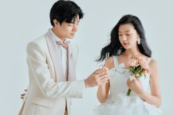 -蒙太奇婚纱摄影(万达店)