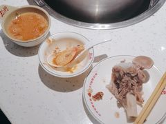-三人行骨头王火锅(长寿店)