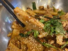 -拿渡麻辣香锅(百联滨江店)