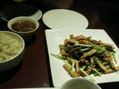 -车之谷·汽车文化主题餐厅(汽开店)
