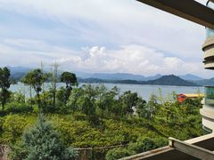-千岛湖忆湖度假酒店(中心湖景区店)