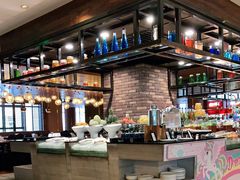 自助取餐区-OPEN開全日自助餐厅·西餐·海鲜(佛山希尔顿酒店)