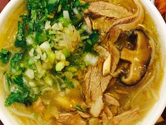 -顺华粉馆(桃园南路店)