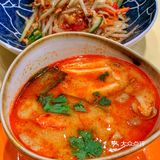 菠萝海鲜饭全场最惊艳 好吃料很丰富 有葡萄干肉松