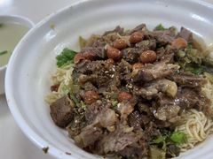 -阿阳牛腩腌面店
