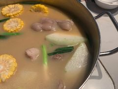 -肥仔文澳门猪骨煲(南京西路店)