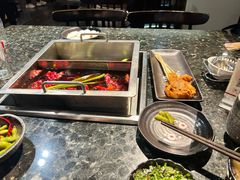 -重庆九记老火锅(广场店)