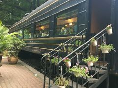 -火车头法国西餐厅