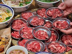 -云阿蛮云南生烫牛肉米线(奉贤路店)