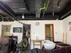 -纯剪男士理发馆·烫染专业店