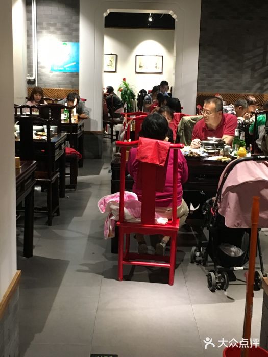 北平食府·北京烤鸭(北京西站六里桥店)大堂图片
