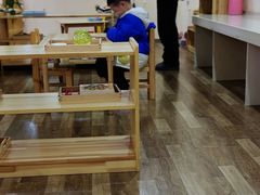 -瑞恩宝感统训练·语言提升·蒙氏托育中心