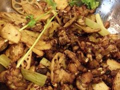 干锅牛蛙-蛙蛙叫干锅年代(簋街总店)