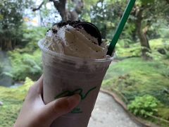 -Chom Cafe and Restaurant