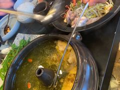 -云海肴·汽锅鸡·云南菜(天山百盛优客店)