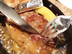 -玛格萝妮(汇智国际商业中心店)