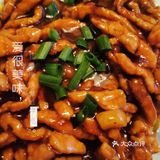 鱼香肉丝，配着米饭吃，超级好吃