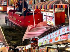 -三亚火车头万人海鲜广场