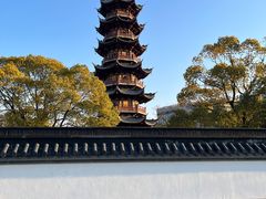-龙华寺