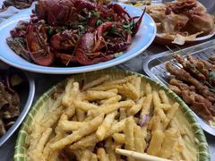 -江城燕子大排档(江汉路步行街店)