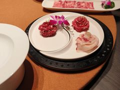 -左庭右院鲜牛肉火锅黑金店(陆家嘴中心店)