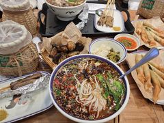 -云阿蛮云南生烫牛肉米线(奉贤路店)