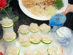 -得意咚瓜·顺德鱼生·冬瓜火锅(深圳首店)