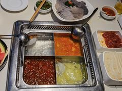 -海底捞火锅(阳光新业店)