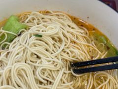 -百年老字号·观振兴蟹黄面·三虾面·苏式面(观前街富仁坊巷店)