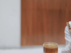 -Line 咖啡(石厦花园店)