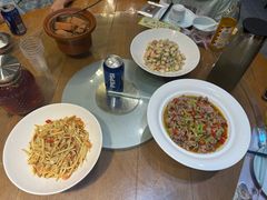 -黄泥岗·地道湖北菜(奥特莱斯店)