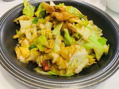 干锅包菜-馨方园食府·市井老南京菜