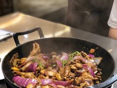 -胡须佬鸡煲四季火锅店(石厦西村直营店)
