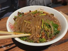 -万记麻辣烫国展总店