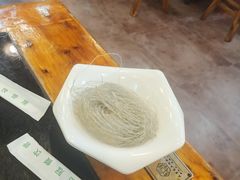 -三里屯土灶炖公鸡地锅鸡(江东店)