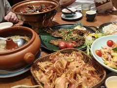 -老滇山寨•云南特色菜•地方菜•民族风情歌舞表演(金碧店)