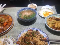 -巴依兄弟西域美食(机场店)
